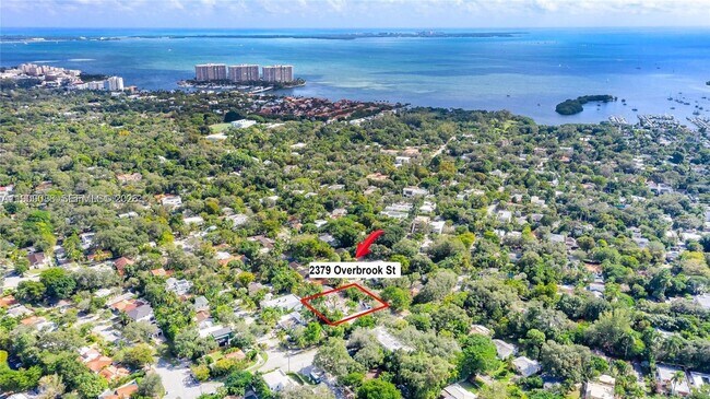 Building Photo - 2379 Overbrook St