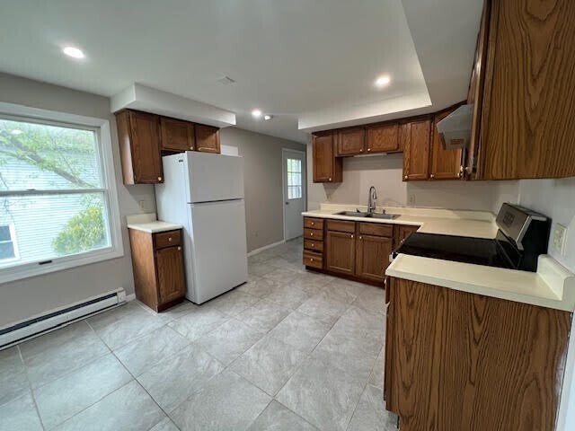 Building Photo - 823 Martin St