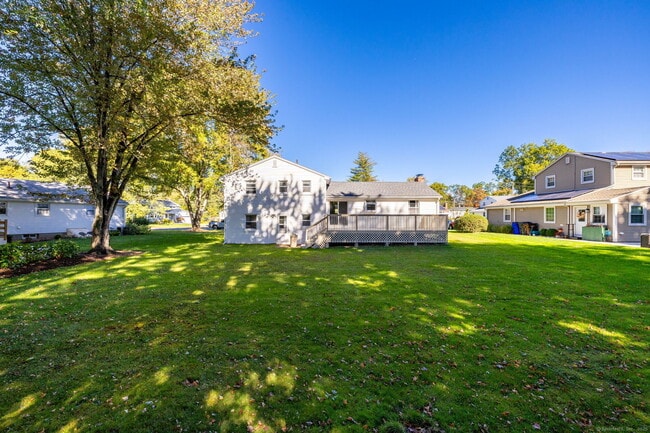 Building Photo - 99 Fuller Dr