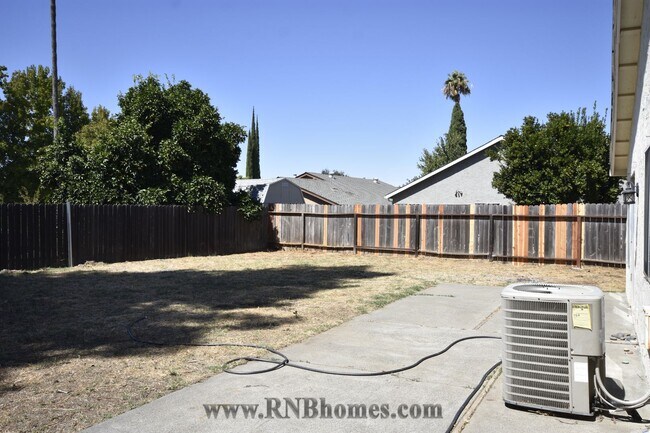 Building Photo - 6847 Red Maple Way