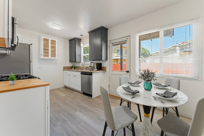 Building Photo - 12935 Greene Ave