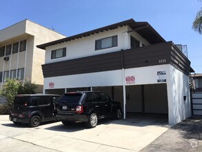 Building Photo - 1212 N Formosa Ave