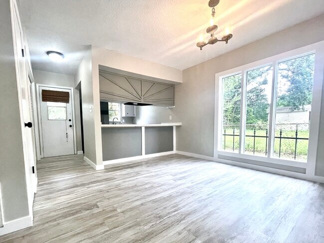 Primary Photo - 6930 Woodley Dr