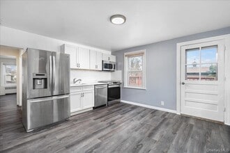 Building Photo - 319 Union Ave