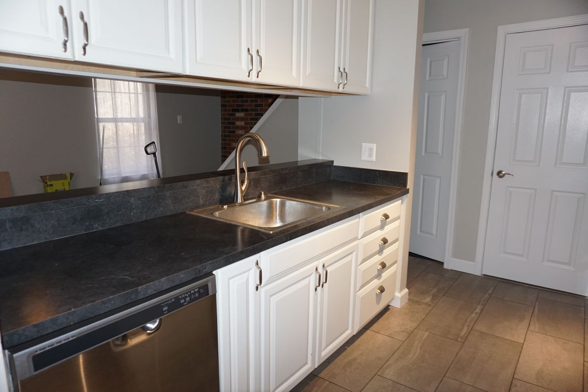 Building Photo - 33647 Bayview Dr