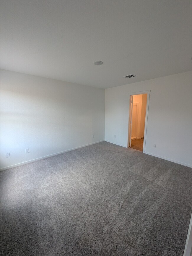 Building Photo - 8535 Willow Bend