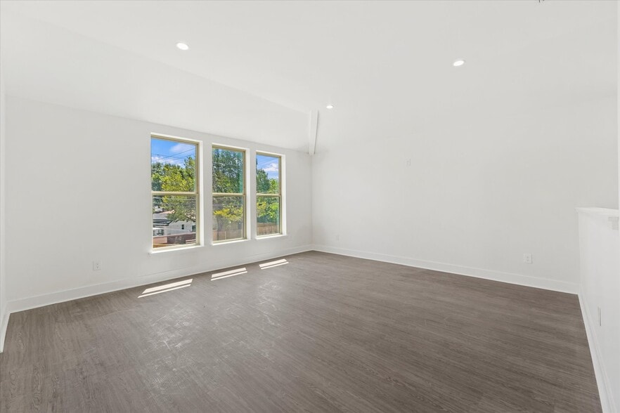 Building Photo - 3763 Wenatche Dr