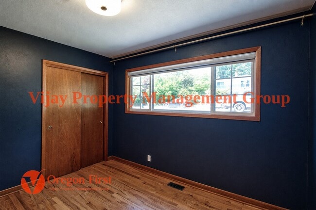 Building Photo - 12274 NW Coleman Dr