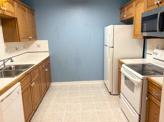 Building Photo - 1817 Cotton Tree Ct