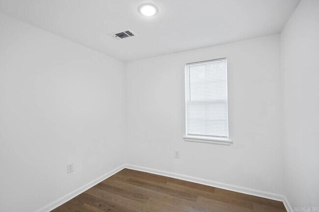 Building Photo - 3BR/1BA Home for Rent in Jacksonville, AR!