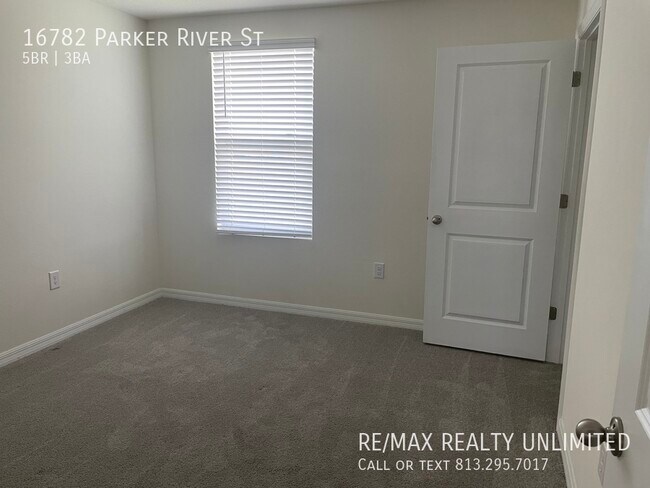Building Photo - 16782 Parker River St