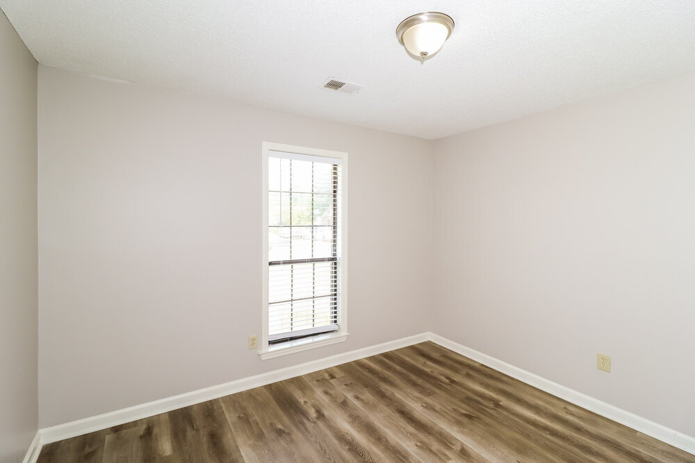 Building Photo - 6891 Autumnhill Ln
