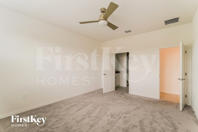 Building Photo - 597 Crown Rose Dr