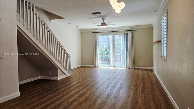 Building Photo - 1877 Salerno Cir