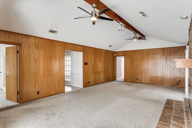 Building Photo - 6801 Lancelot Ct