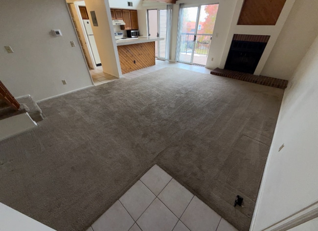 Building Photo - Spacious with sky light and loft!