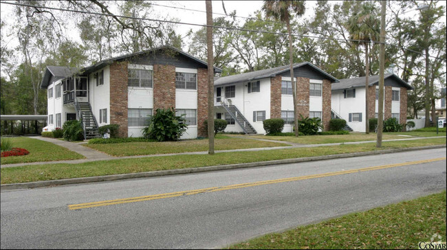 Building Photo - Delaney Park Flats