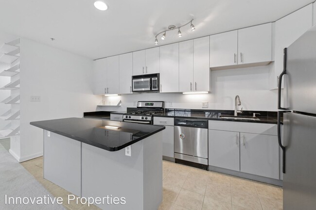 Building Photo - 2 br, 2 bath House - 1103 Primrose Court #302