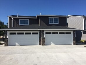 Building Photo - JENSEN2