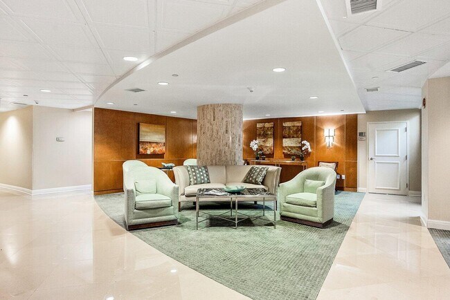 Building Photo - 3000 N Ocean Dr