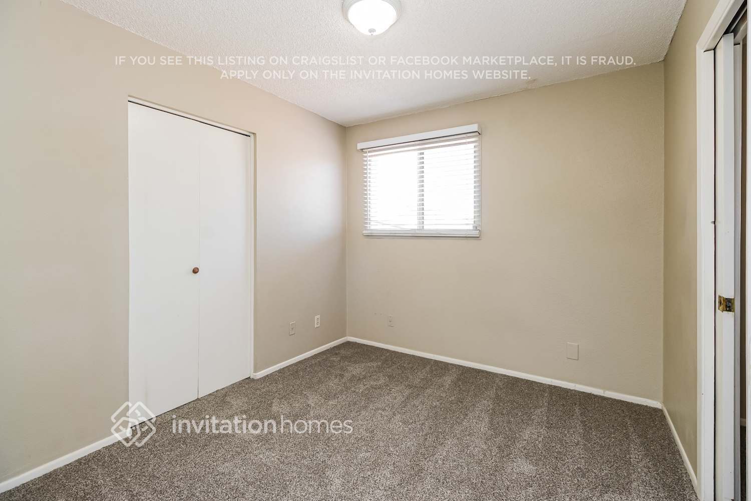 Building Photo - 3526 S Shafer Dr