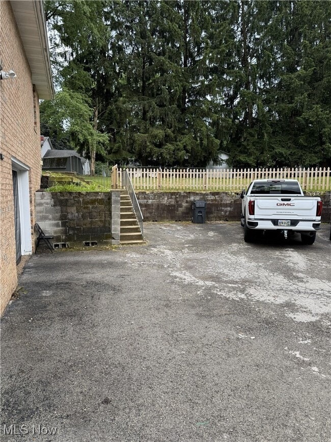 Building Photo - 80 Mary Ann Ln