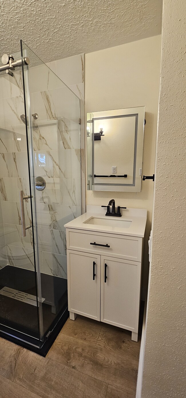 Building Photo - 521-513 13th St NW