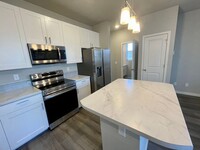 Building Photo - Beautiful 2 Bed 2.5 Bath Townhome in Ault!