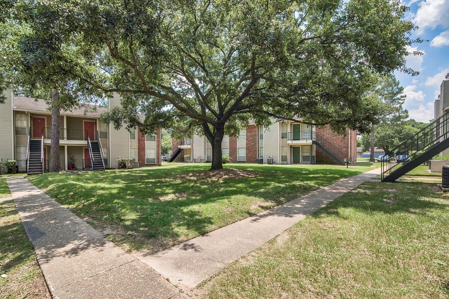 Sherwood Acres - 12757 Coursey Blvd Baton Rouge LA 70816 | Apartment Finder