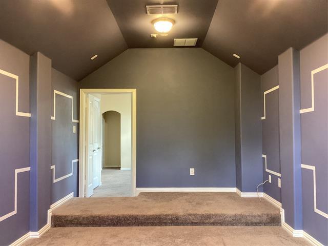 Building Photo - 1704 Hickory Chase Cir