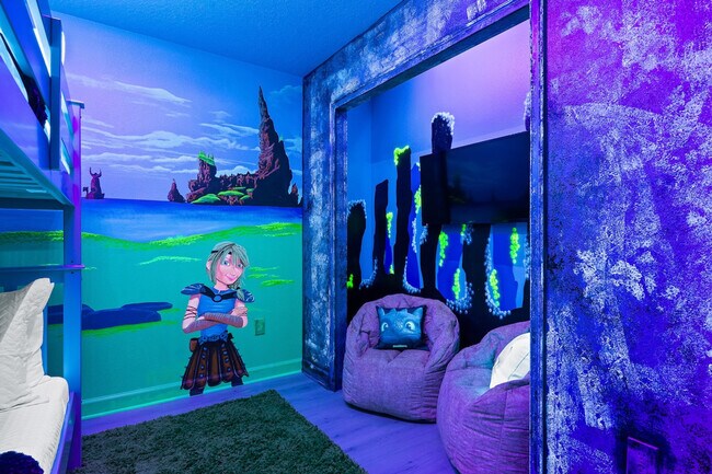 Building Photo - 4736 Sleepy Hollow Dr