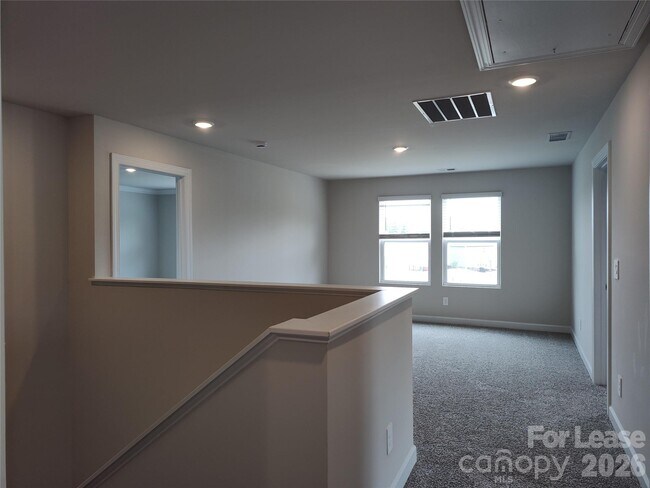 Building Photo - 115 Sentinel Ct