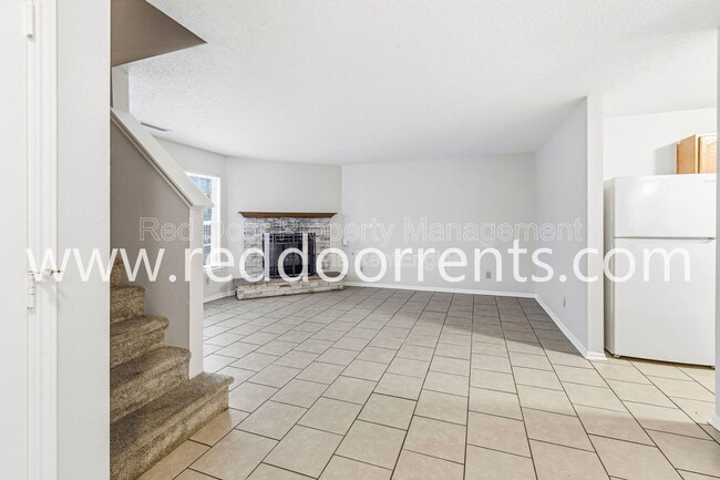 Building Photo - 2249 Collins Way