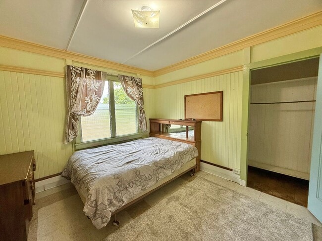 Building Photo - Partially Furnished Spacious 5 Bedroom / 2 Bathroom Home with Ocean View – Sandhills