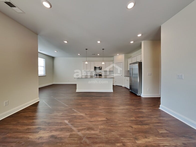 Building Photo - 120 Anthurium Dr