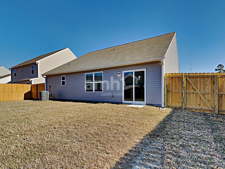 Building Photo - 1341 John Swann St