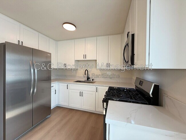 Building Photo - 855 9th St