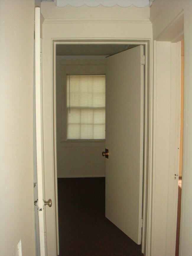 Building Photo - 1401 Williams St