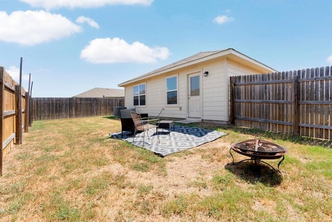 Building Photo - 3512 Batson Dr