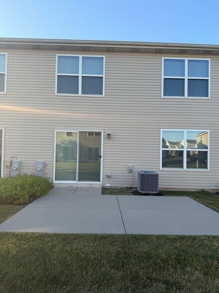 Building Photo - 234 Wildmeadow Ln