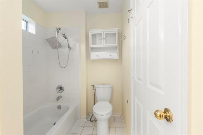 Building Photo - 5803 Song Ridge Ct