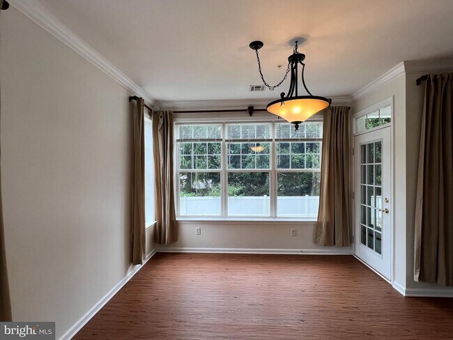 Building Photo - 422 Masterson Ct