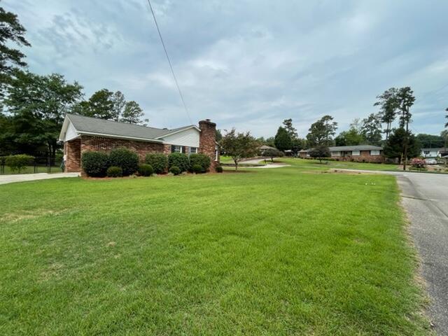 Building Photo - 222 Lakewood Cir