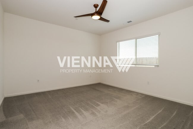 Building Photo - Gorgeous Home in Rancho with a POOL!