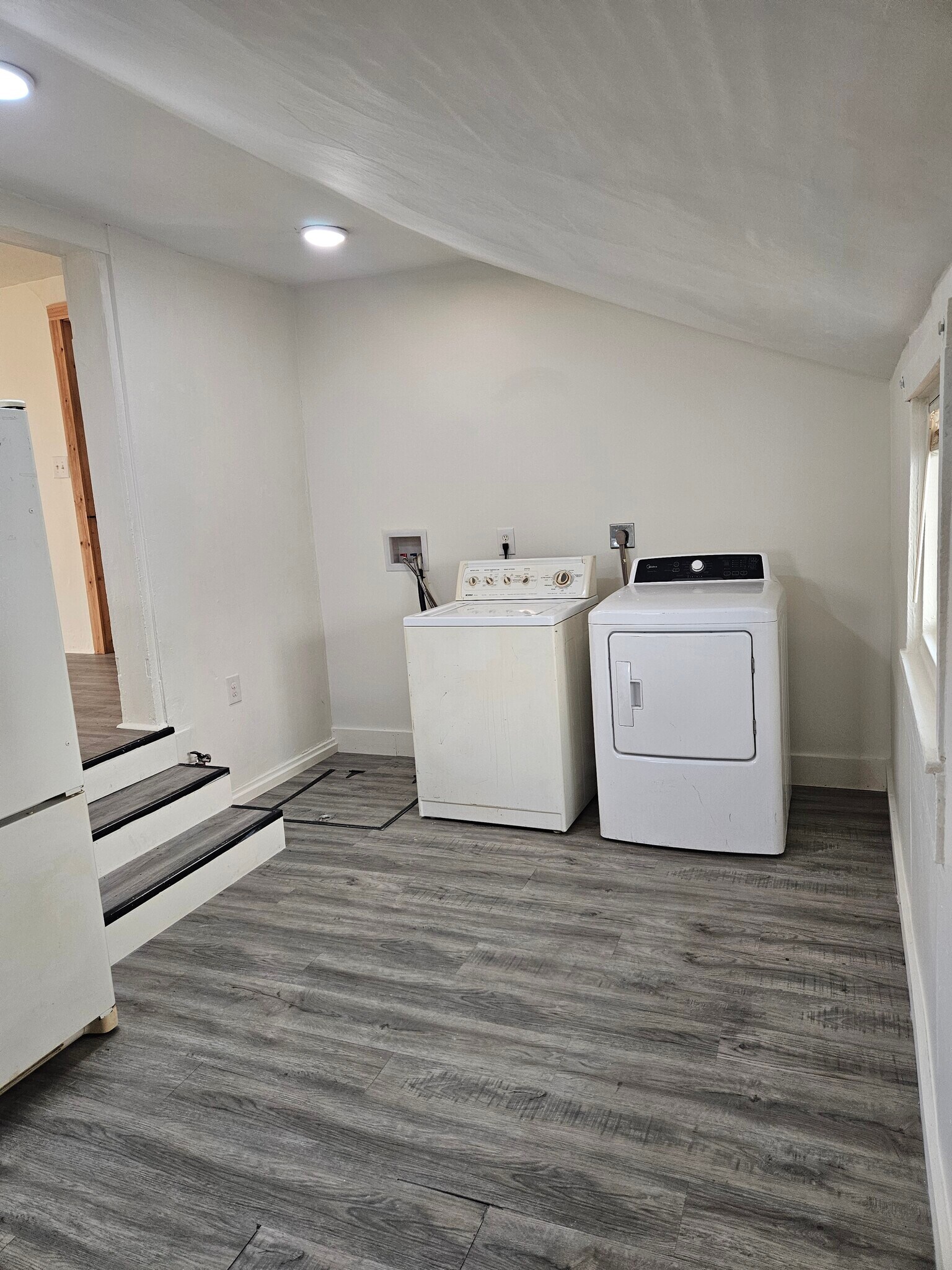 Kitchen - 317 N Norton St