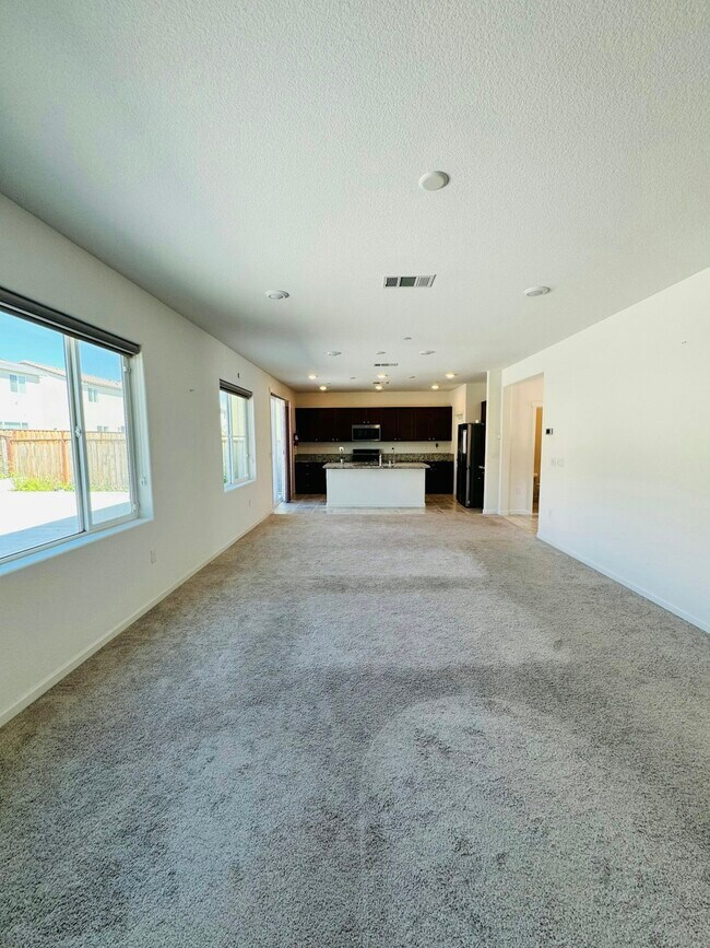 Building Photo - 5348 Knights Valley Lane
