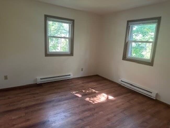 Building Photo - 308 N University Dr
