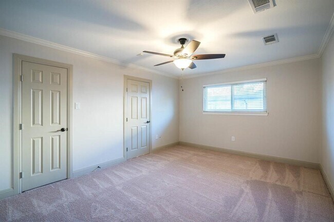 Building Photo - 5046 Yarwell Dr