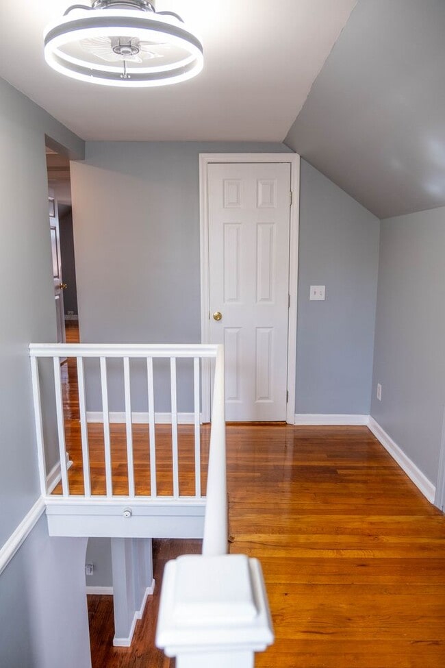 Building Photo - Beautiful Four Bedroom Home