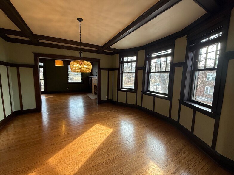 Building Photo - 2641 S Kingshighway Blvd